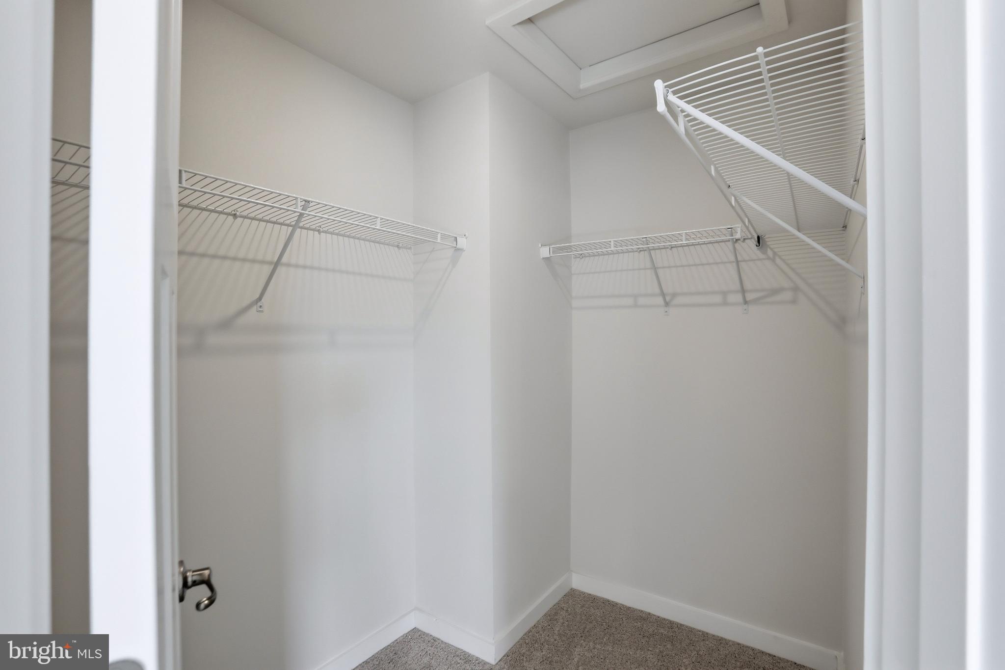 SOUTH BROOK - Residential