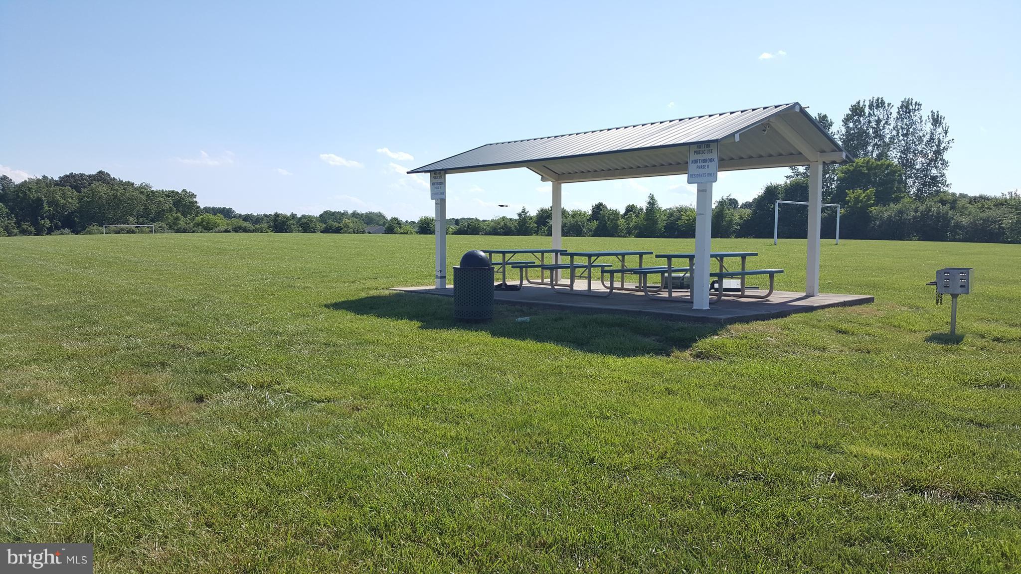 NORTH BROOK - Residential