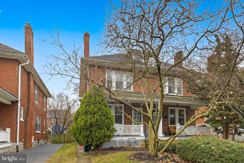 Photo of 856 Pleasure Road, LANCASTER, PA 17601 (MLS # PALA2081098)