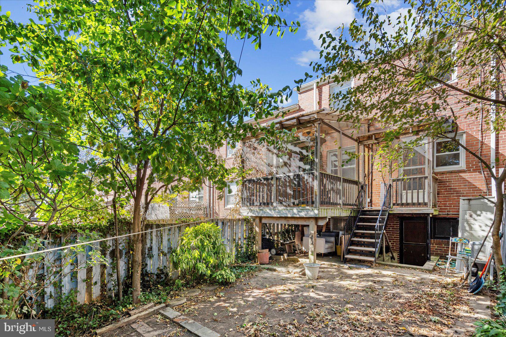 EDNOR GARDENS - LAKESIDE - Residential