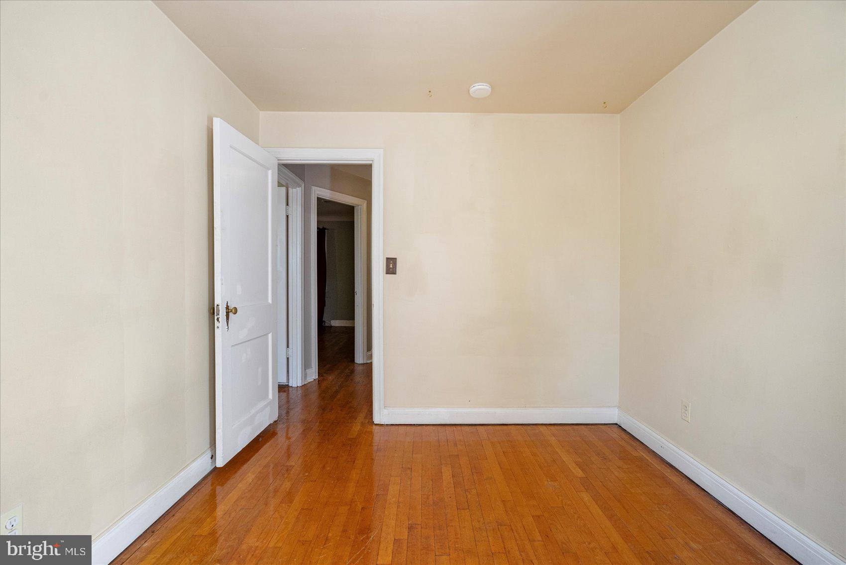 EDNOR GARDENS - LAKESIDE - Residential