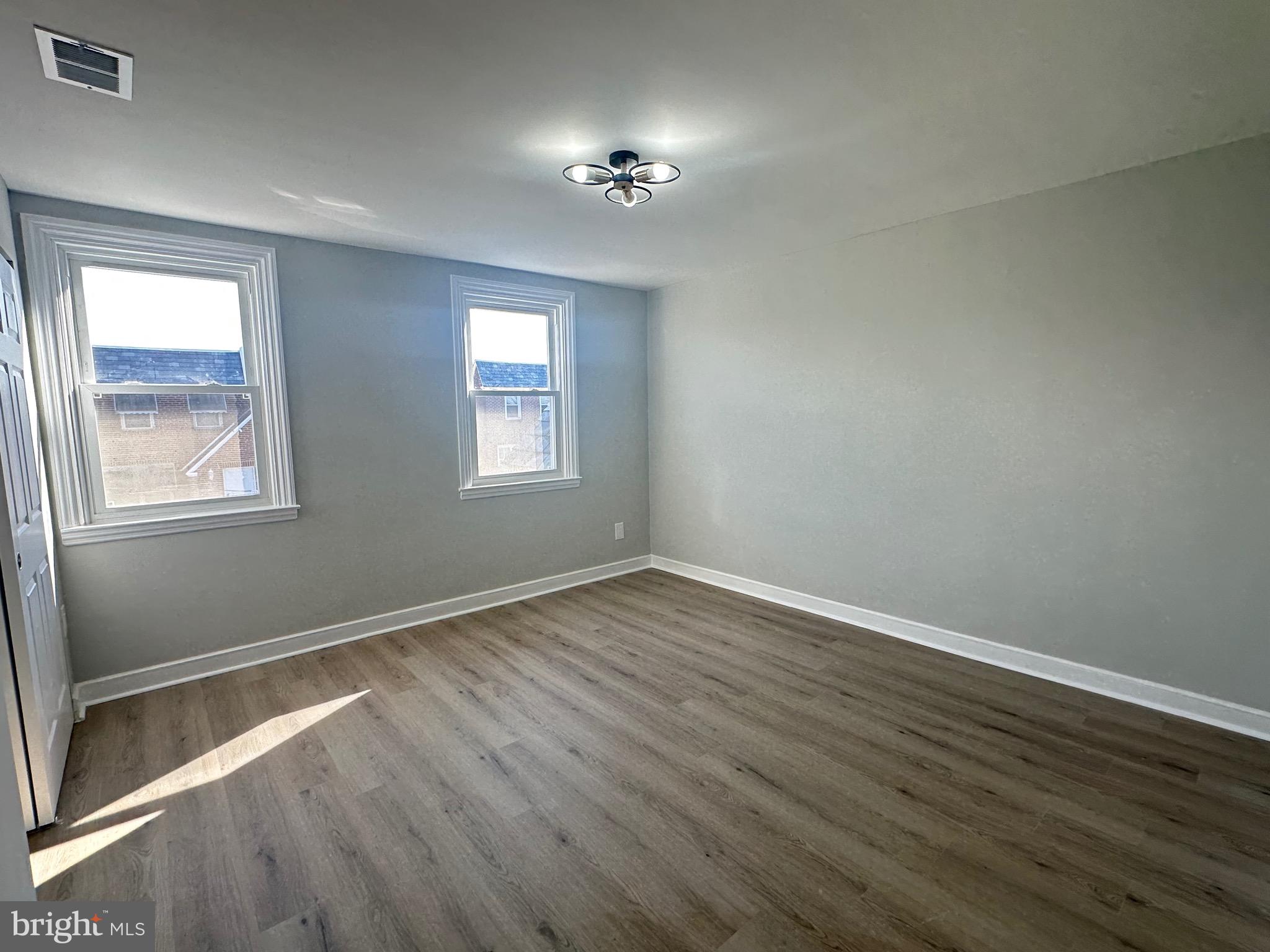 CASTOR GARDENS - Residential