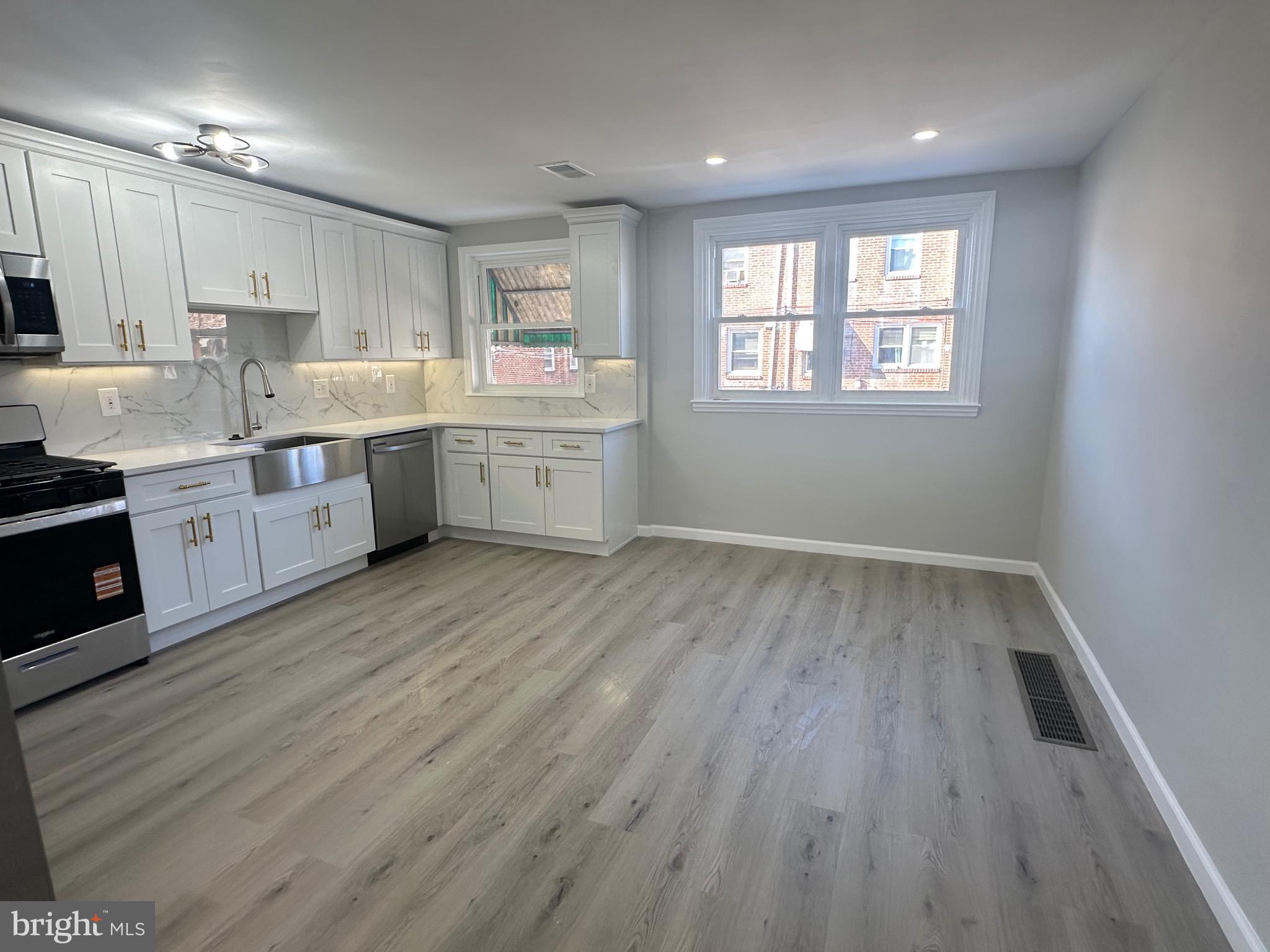 CASTOR GARDENS - Residential