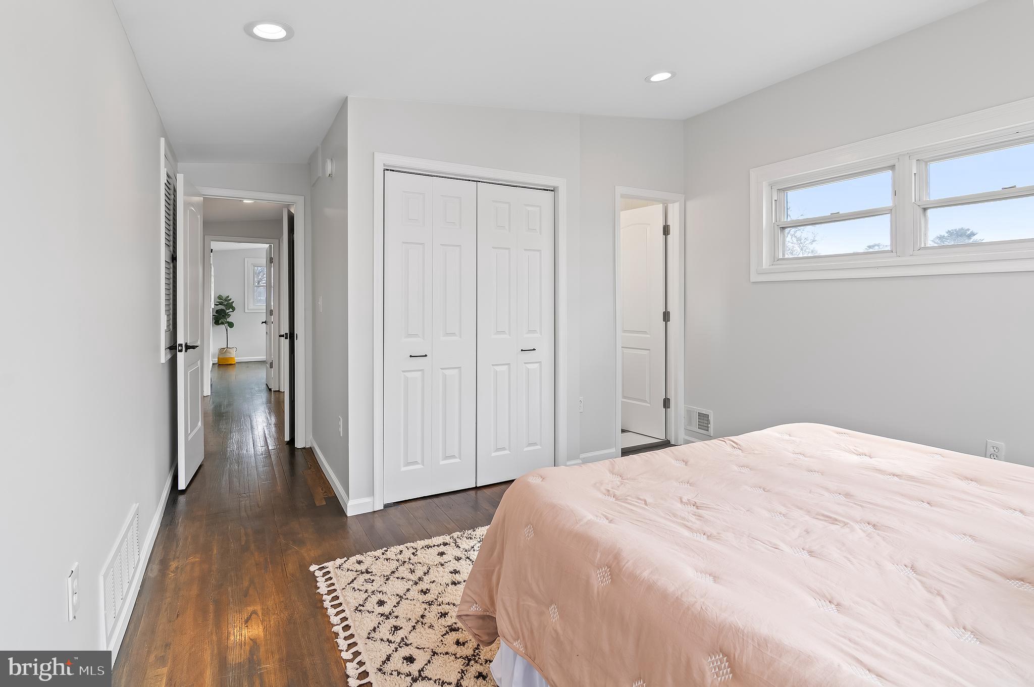 SEVEN MILE - Residential