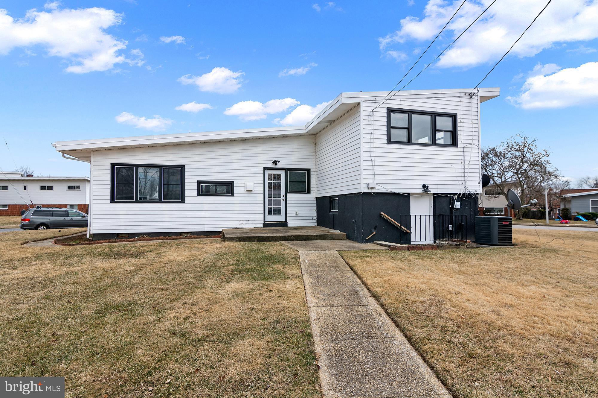 SEVEN MILE - Residential