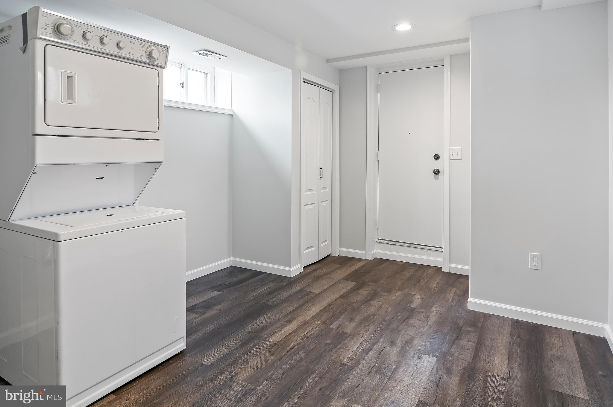 SEVEN MILE - Residential