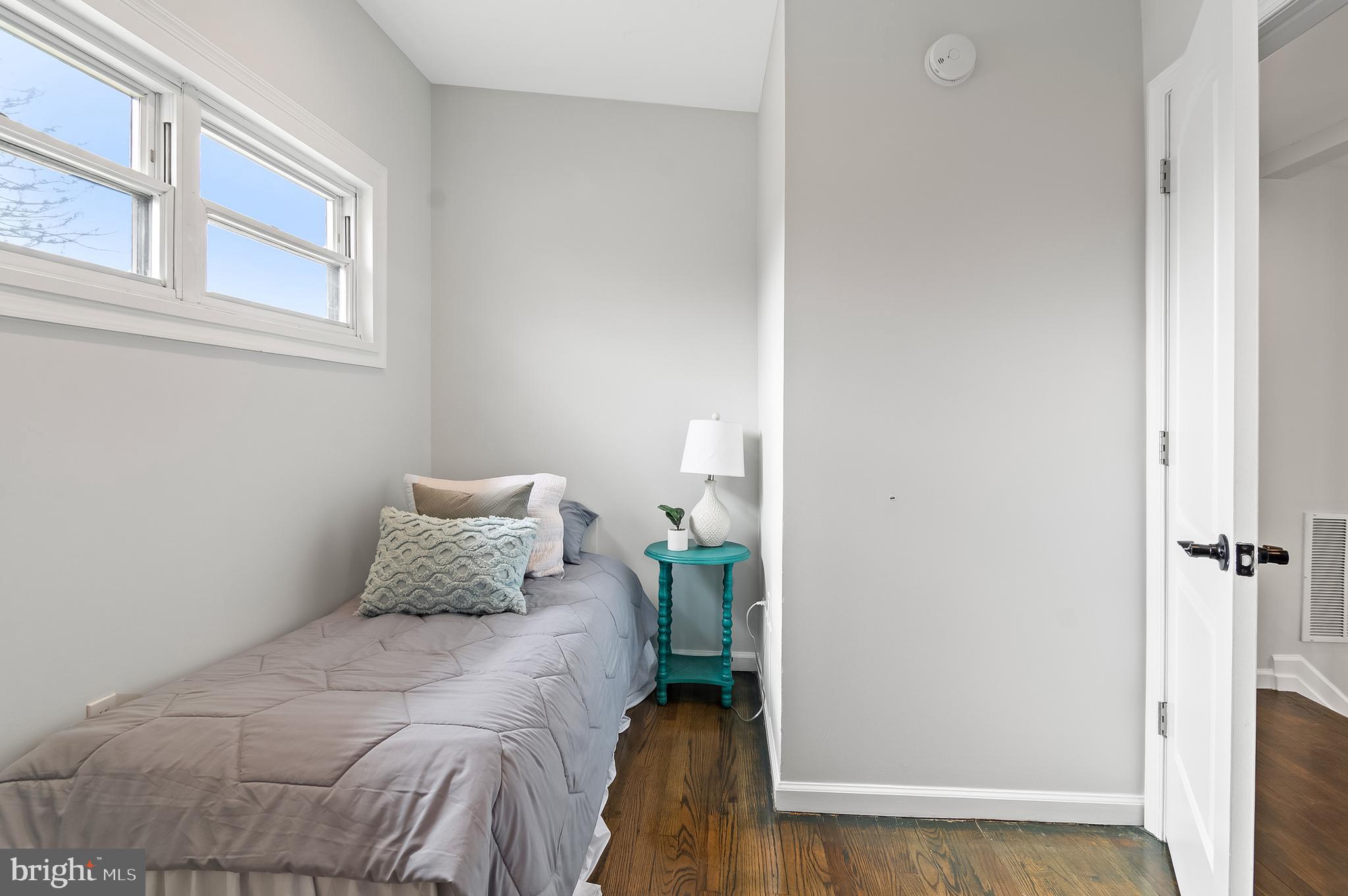 SEVEN MILE - Residential