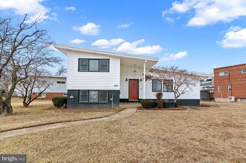 Photo of 3312 Bonnie Road, BALTIMORE, MD 21208 (MLS # MDBA2156228)