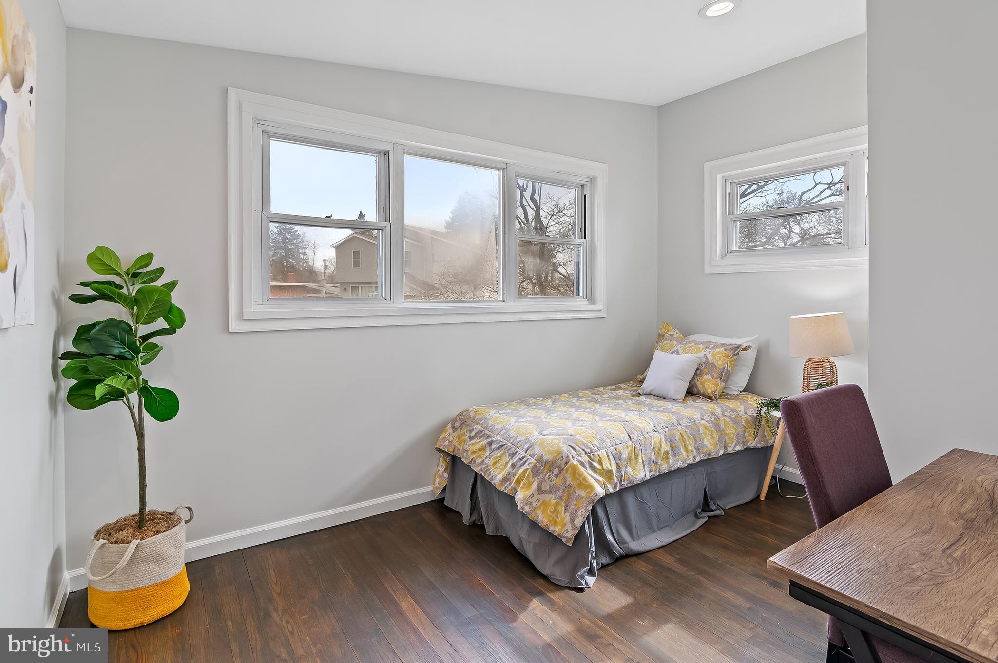SEVEN MILE - Residential