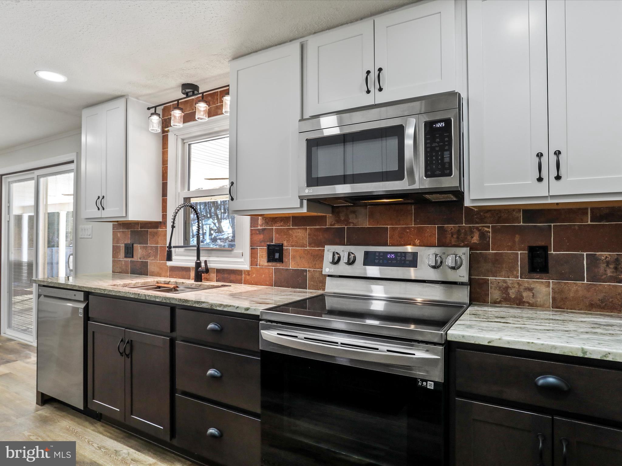 WAYNESBORO - Residential