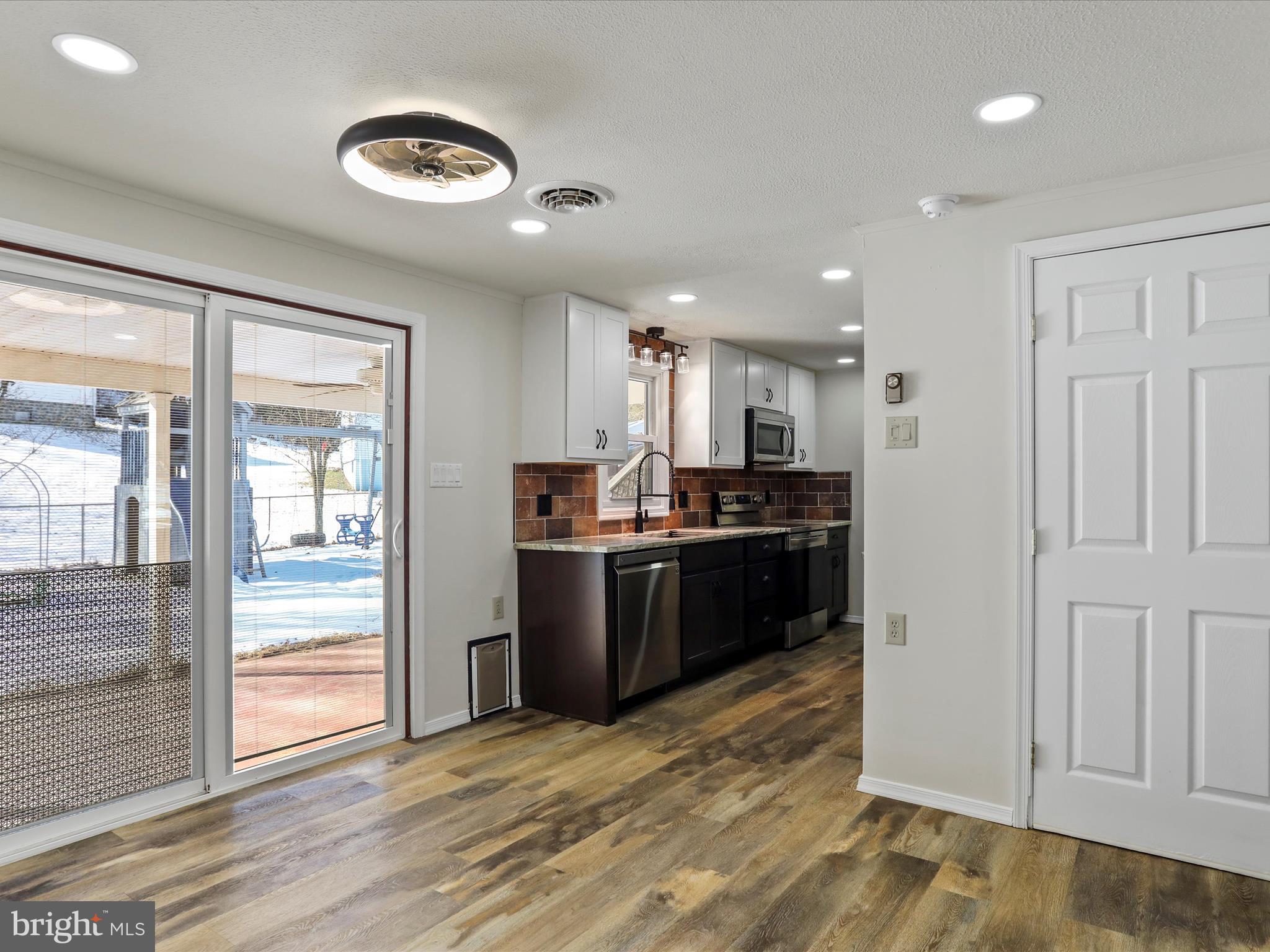 WAYNESBORO - Residential