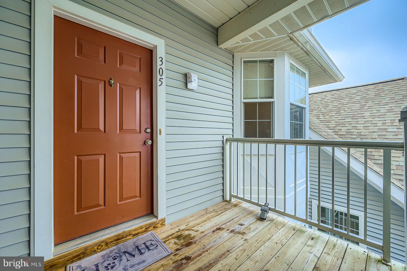 5003 HOLLINGTON DRIVE 305