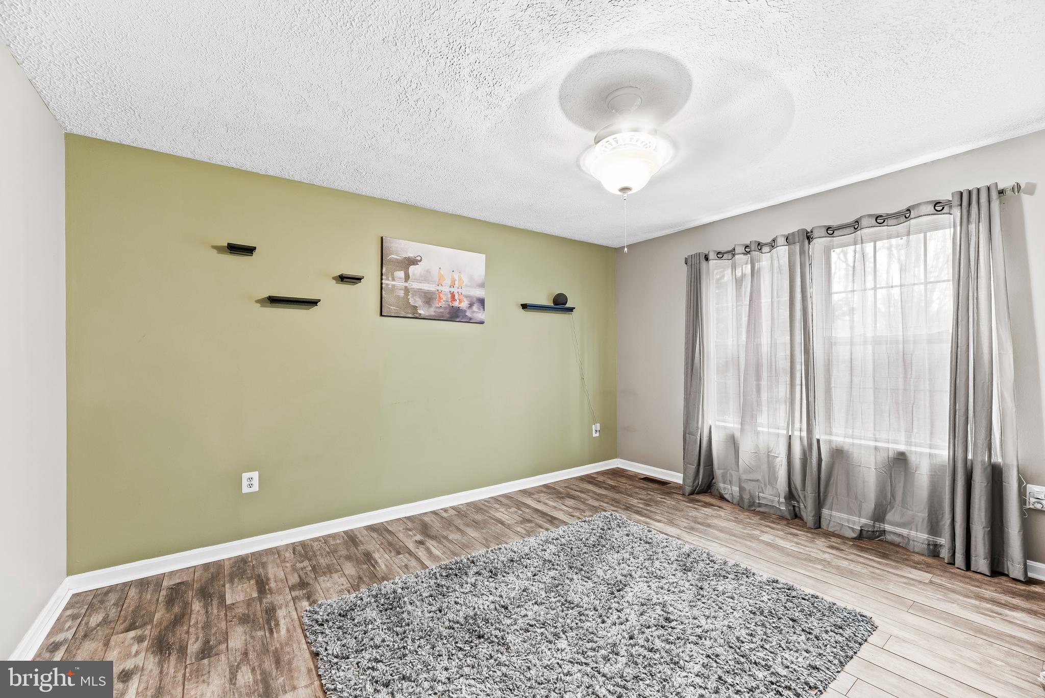 PARKERS CREEK KNOLLS - Residential