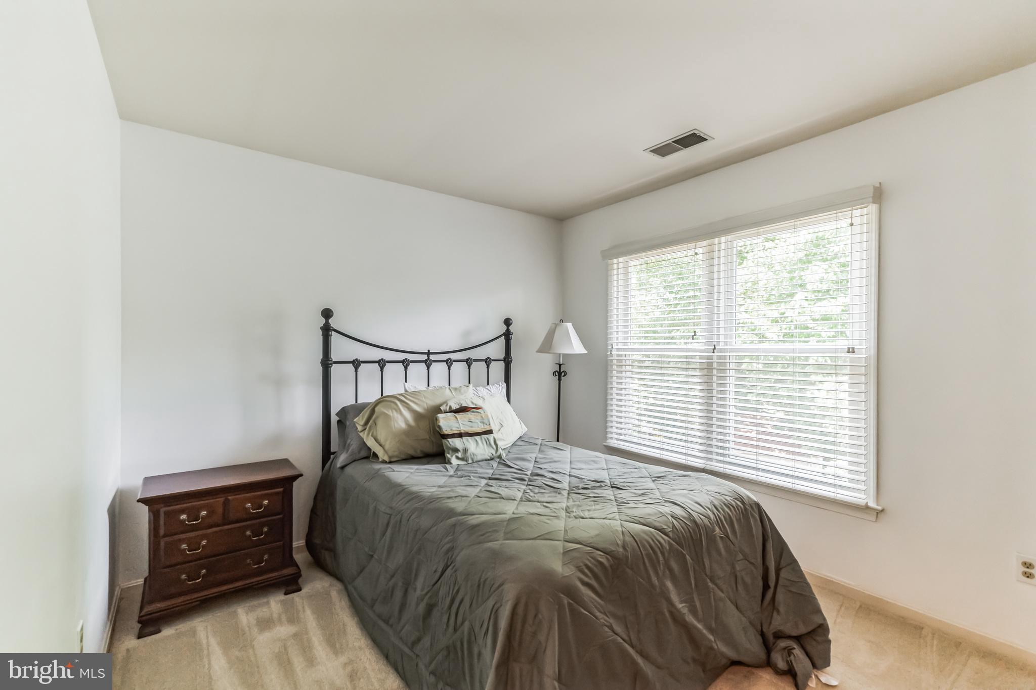 ROSEMEADE - Residential