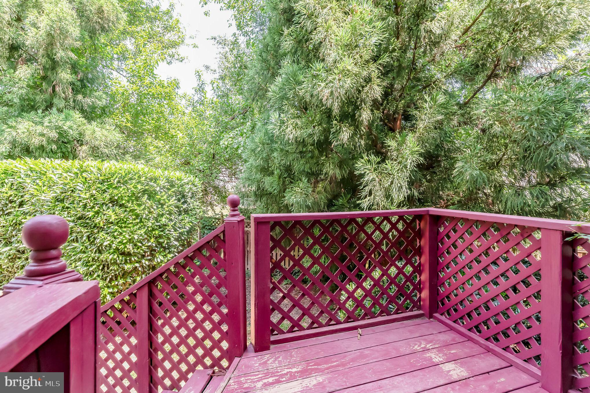 ROSEMEADE - Residential