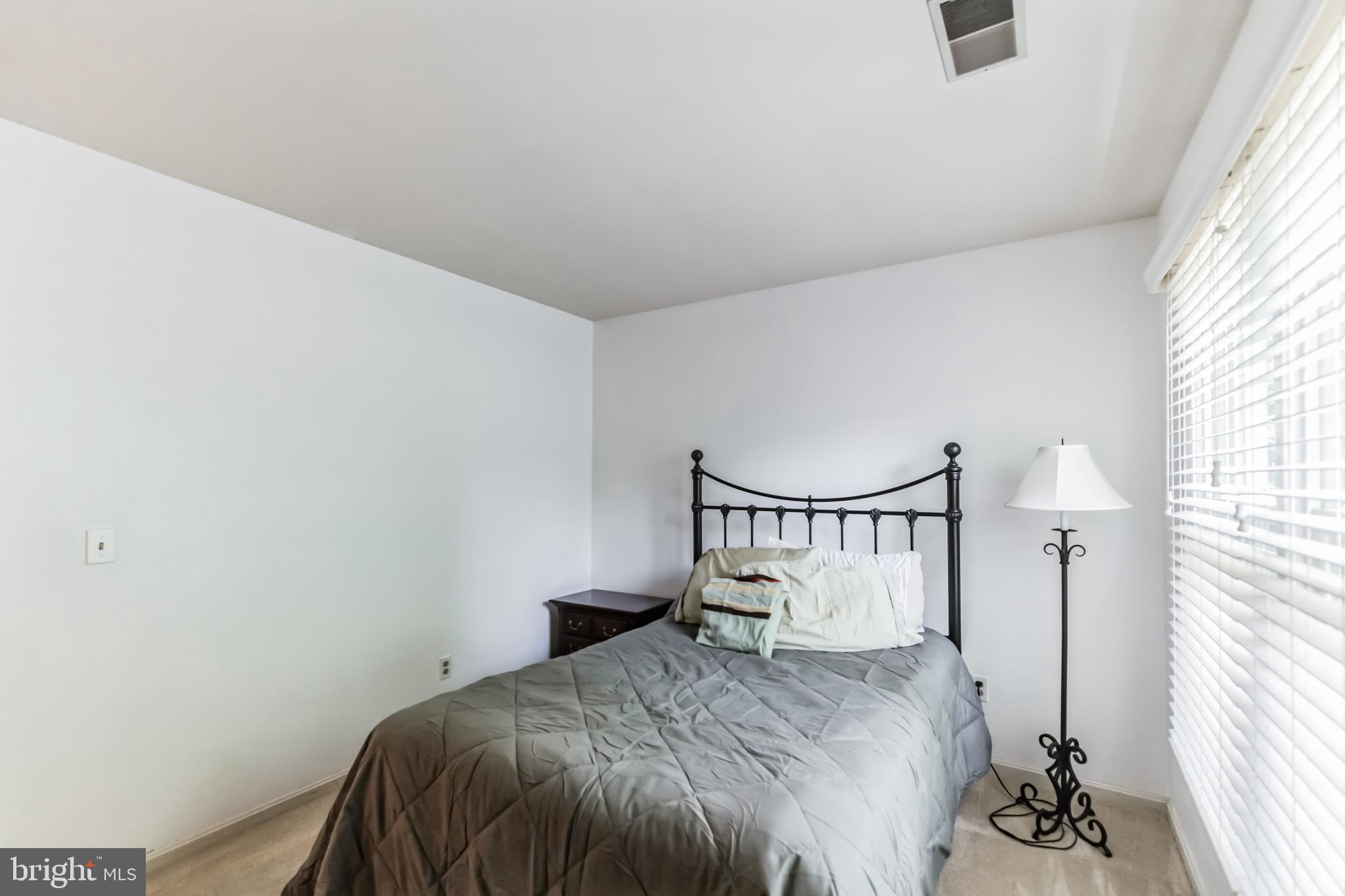 ROSEMEADE - Residential