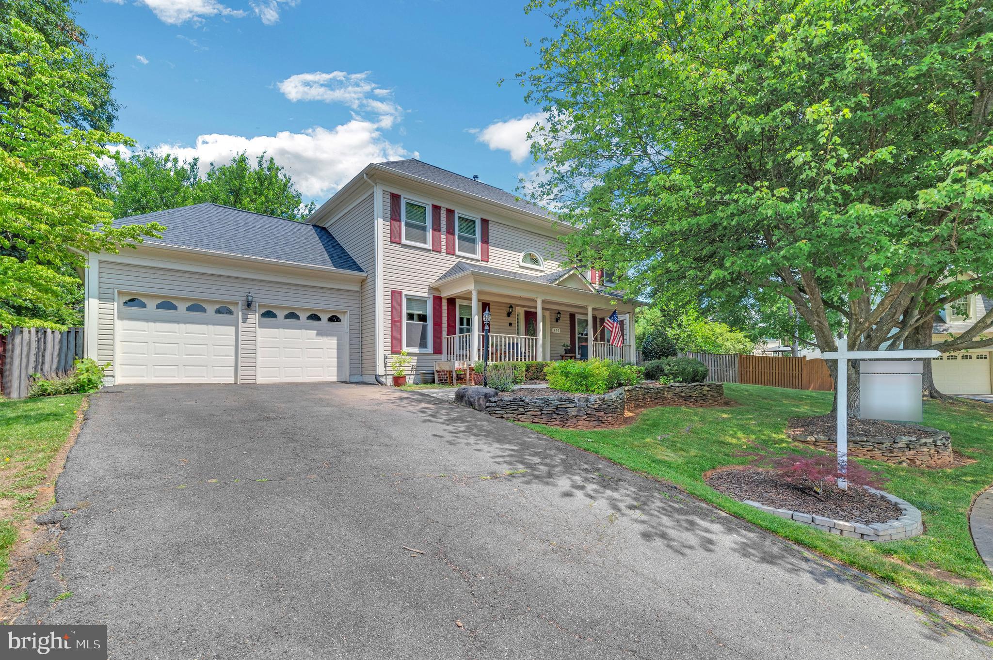 ROSEMEADE - Residential