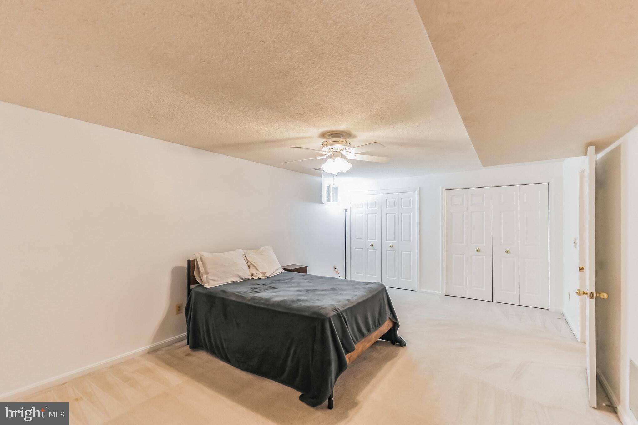 ROSEMEADE - Residential