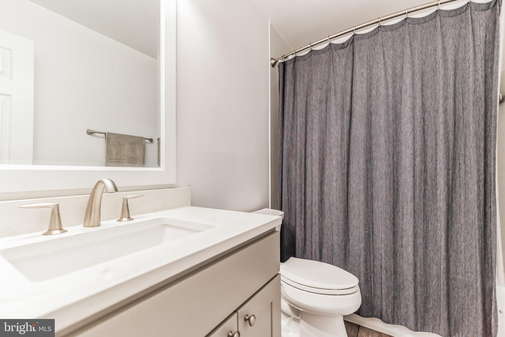 ROSEMEADE - Residential