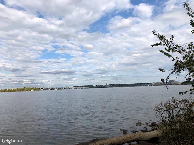 BELLE VIEW CONDOMINIUMS - Residential Lease