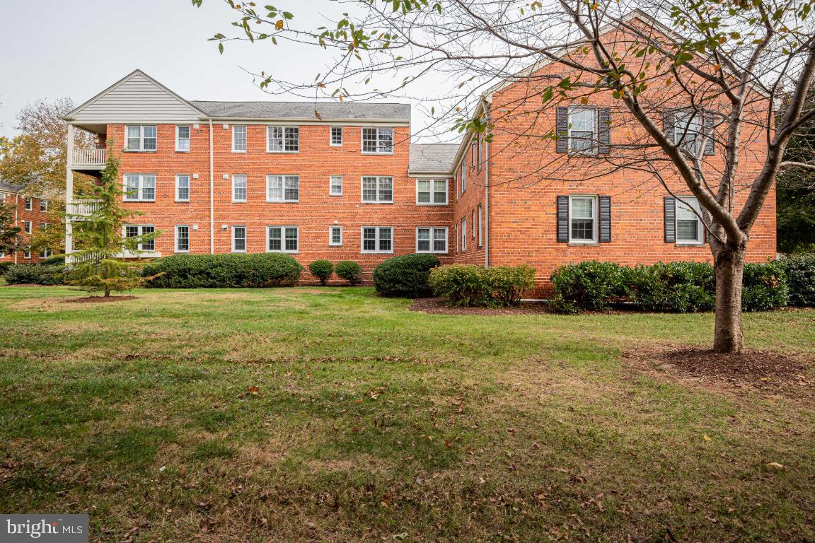 BELLE VIEW CONDOMINIUMS - Residential Lease