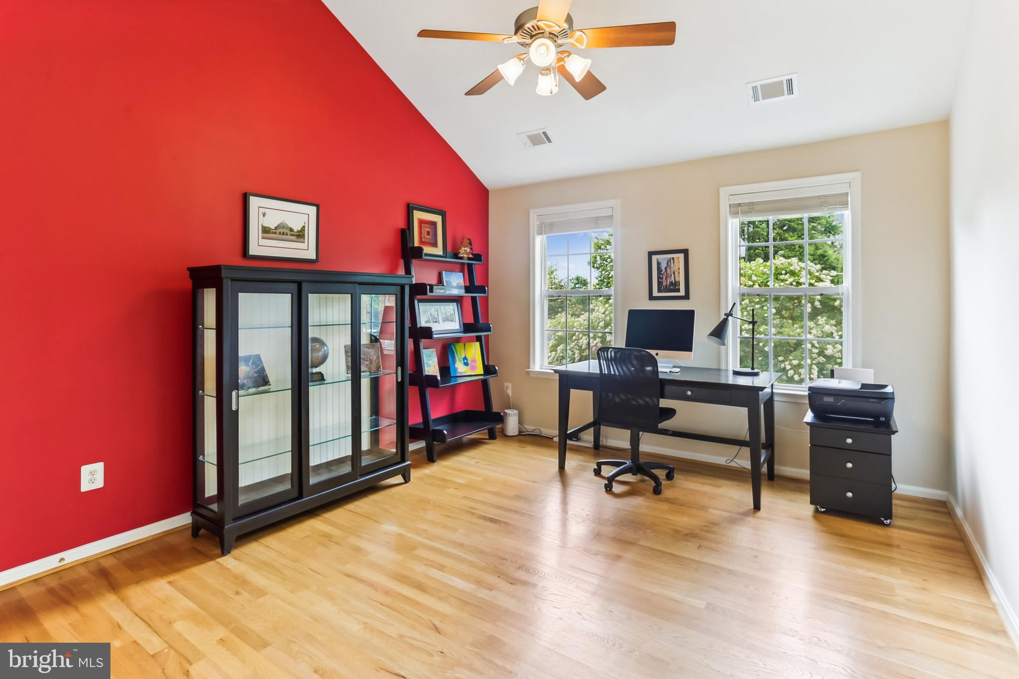 KENSINGTON HEIGHTS - Residential