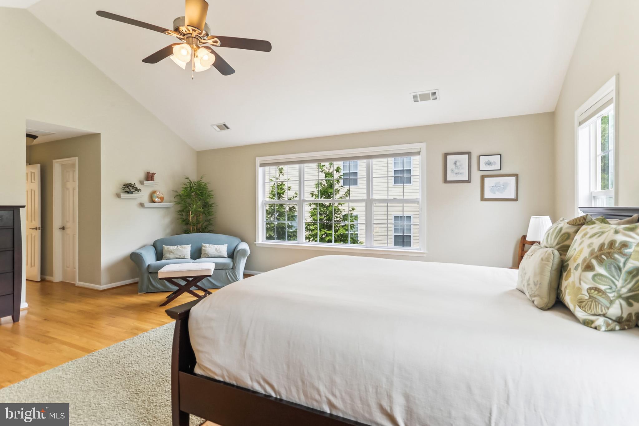 KENSINGTON HEIGHTS - Residential