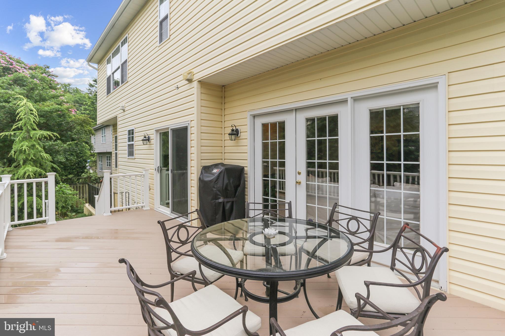 KENSINGTON HEIGHTS - Residential