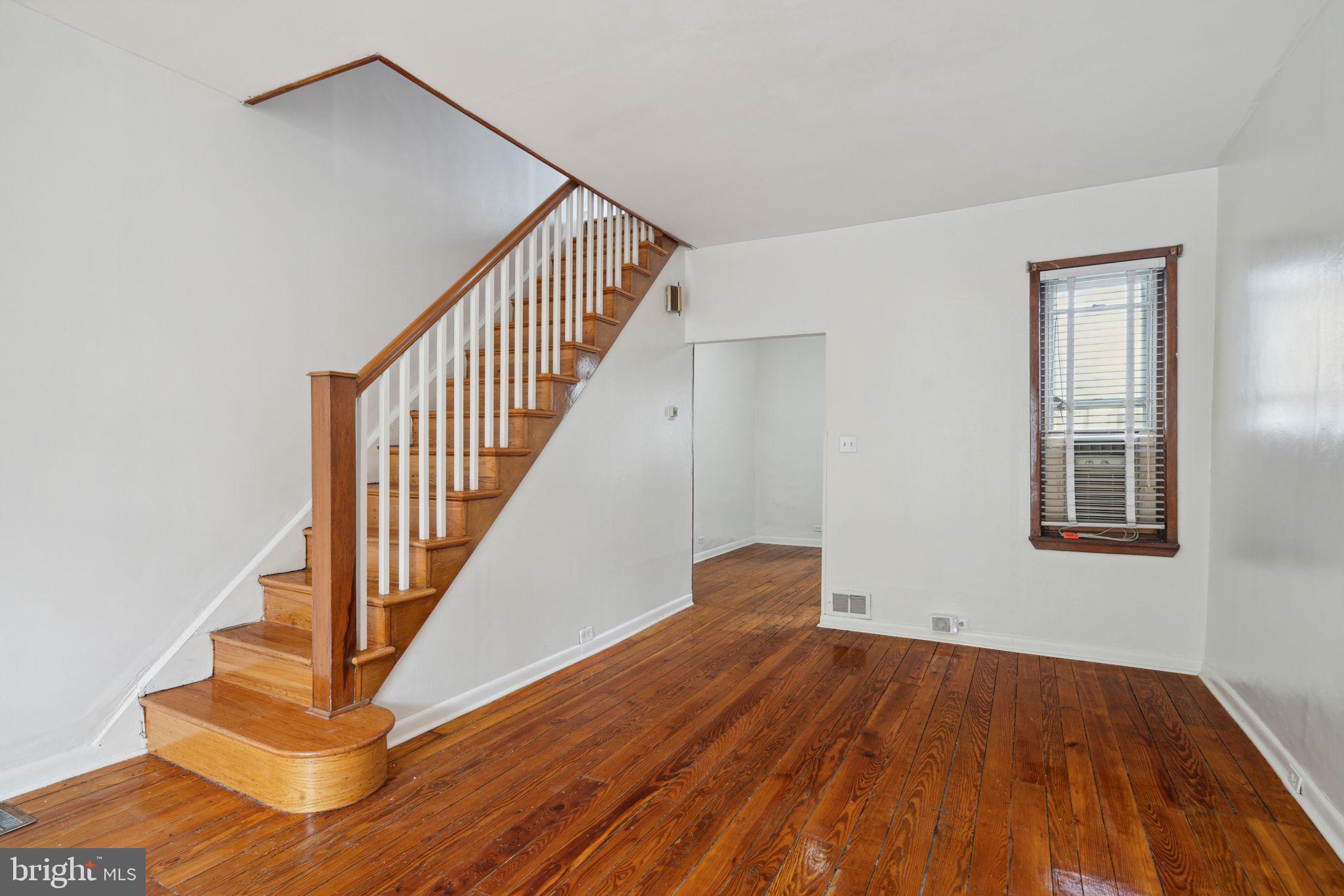 PORT RICHMOND - Residential