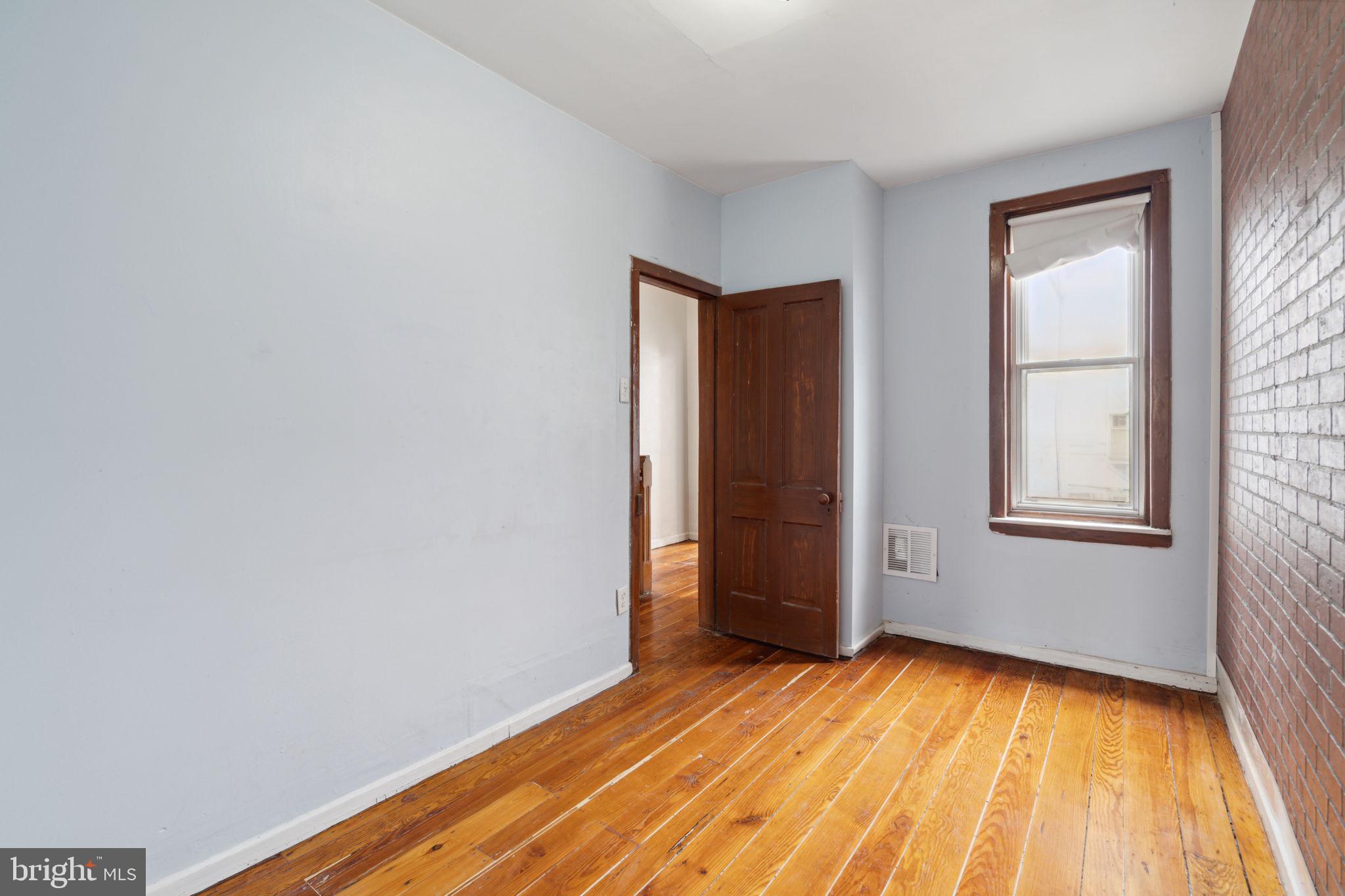 PORT RICHMOND - Residential