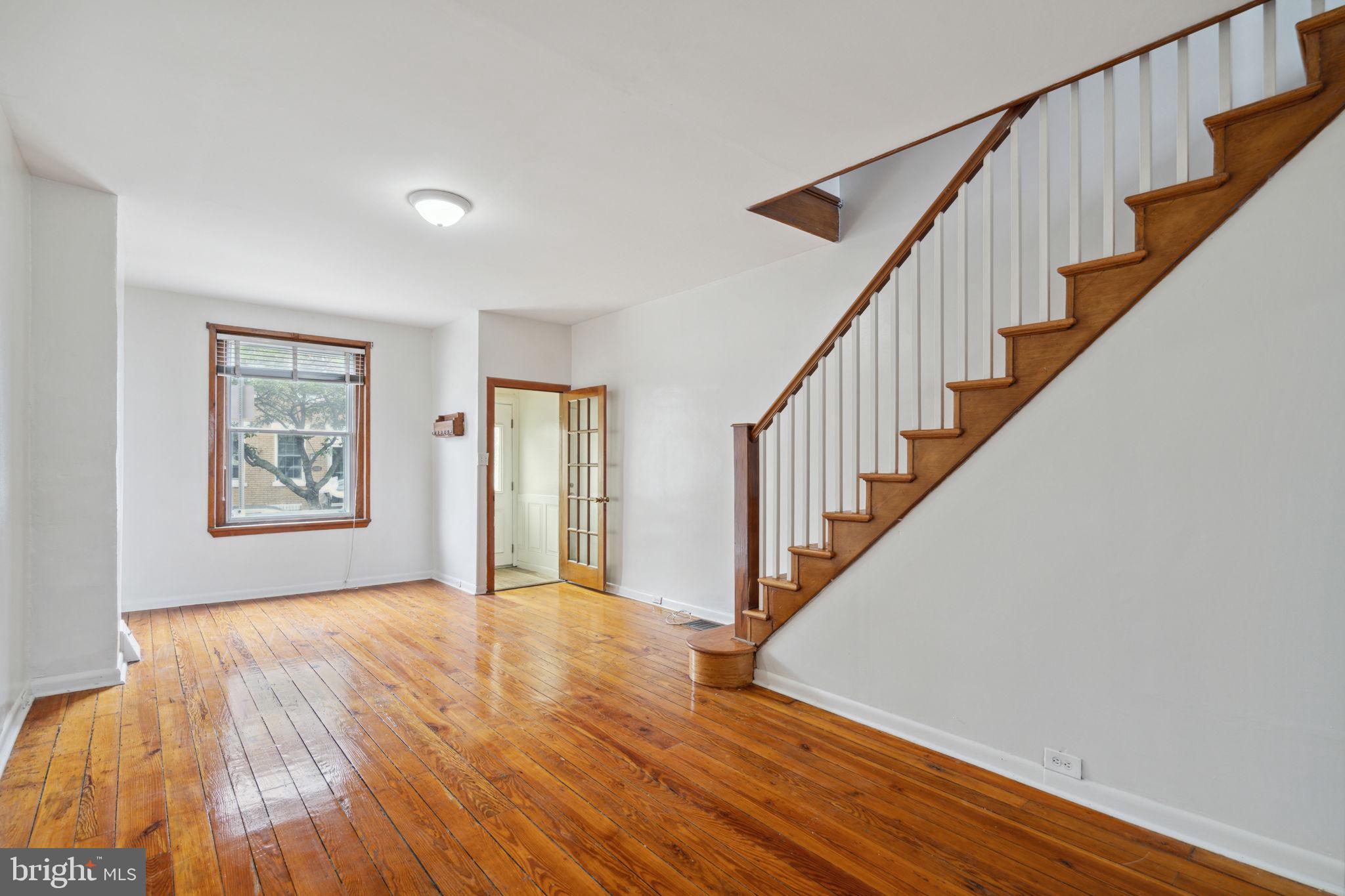 PORT RICHMOND - Residential