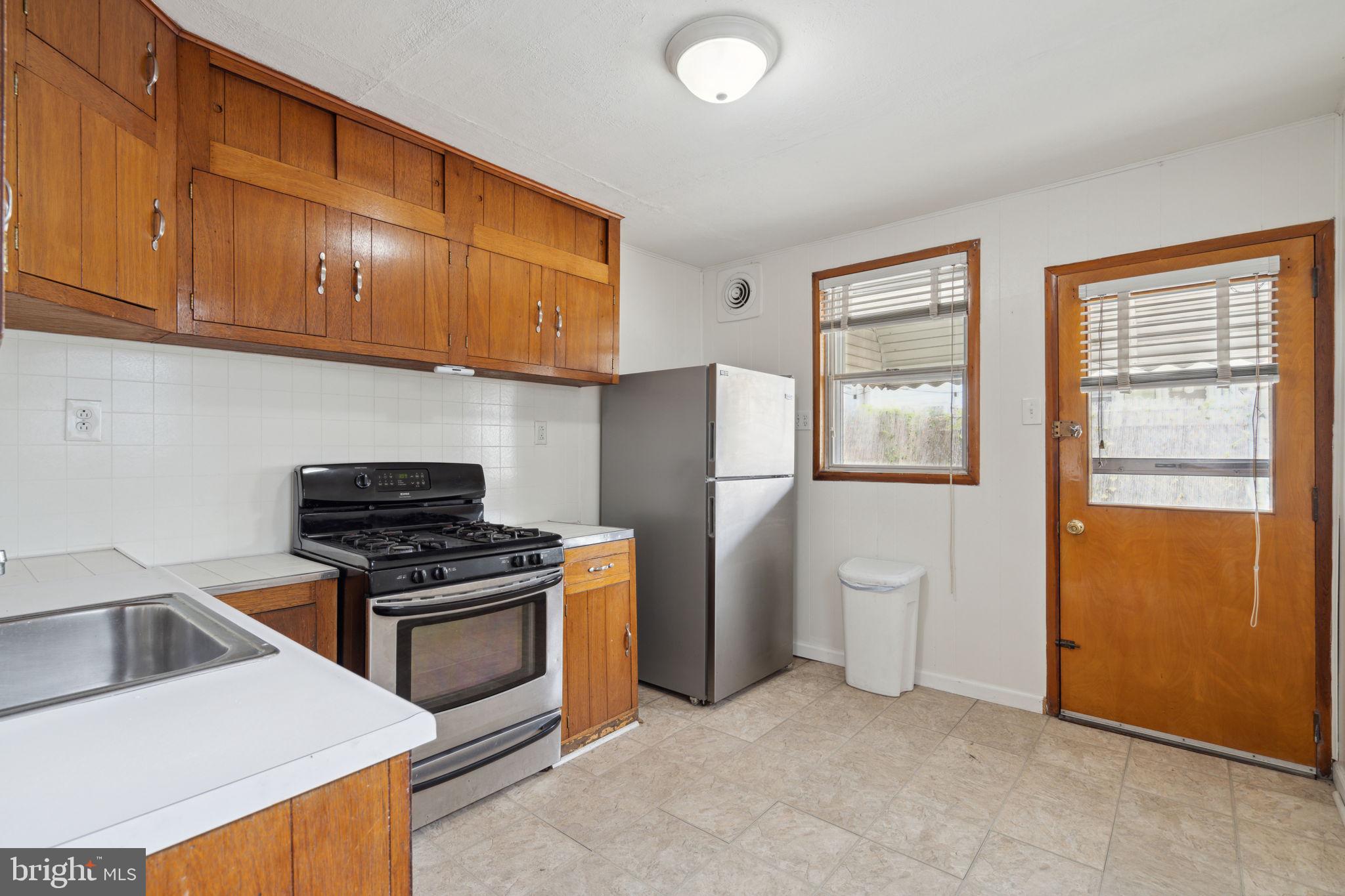 PORT RICHMOND - Residential