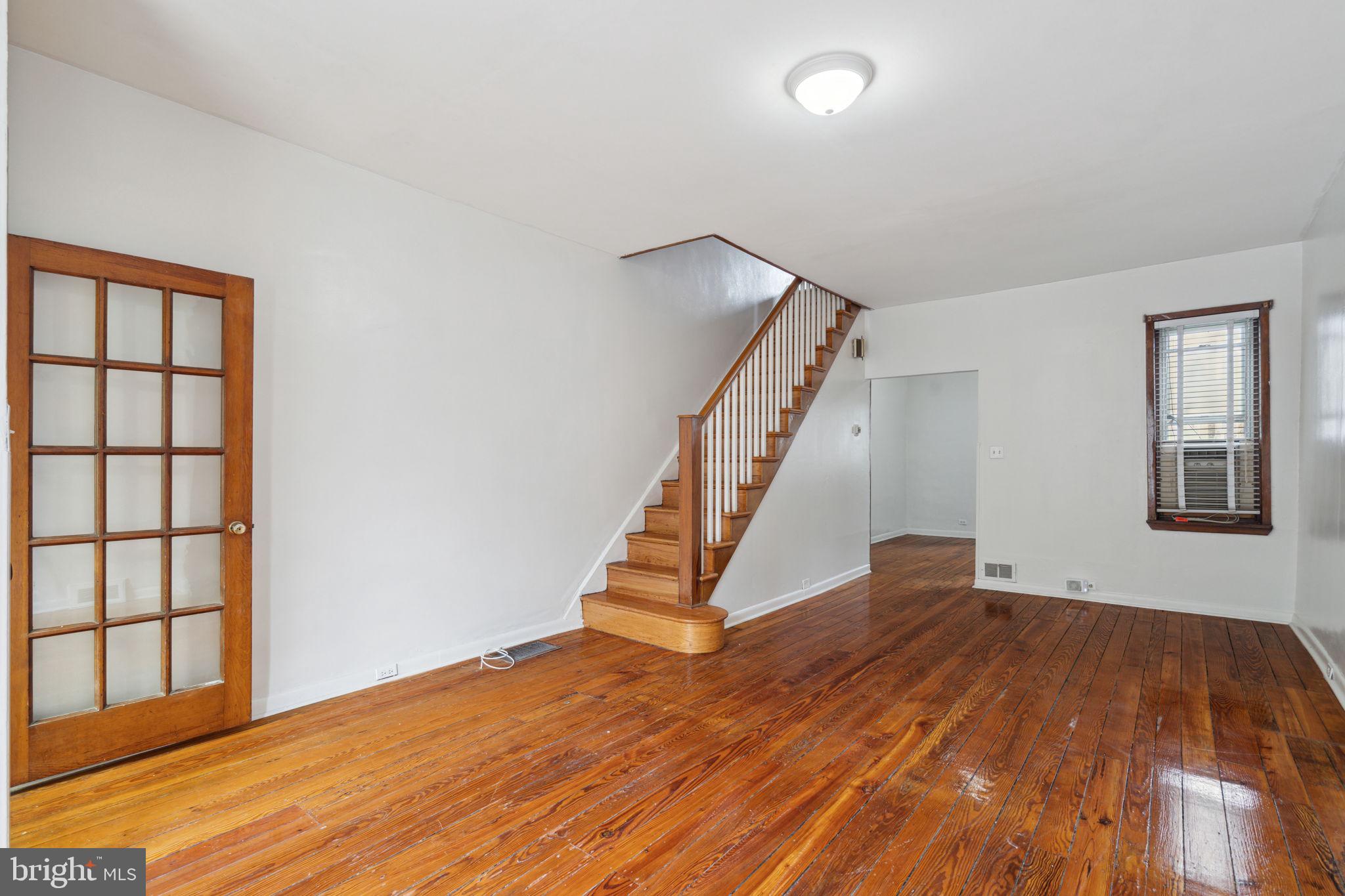 PORT RICHMOND - Residential