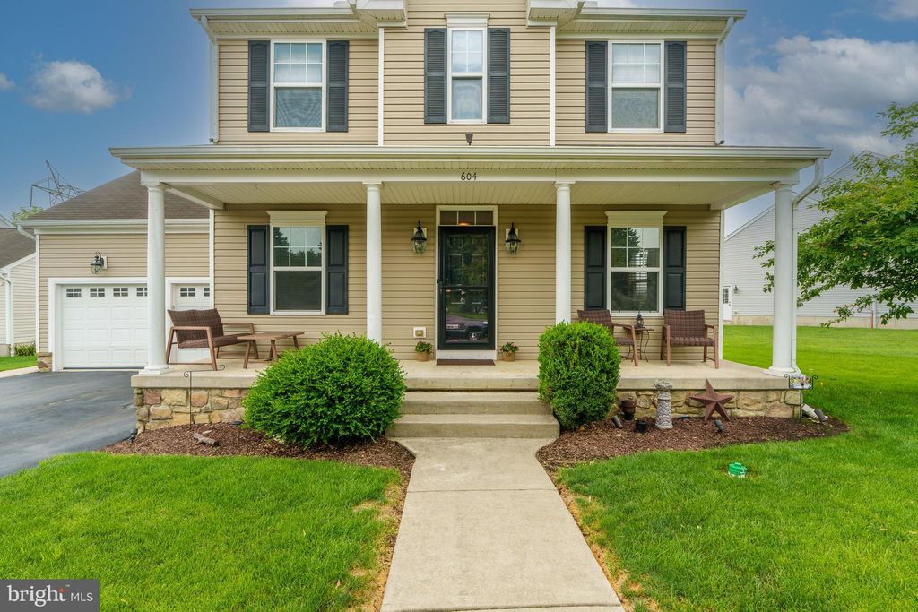 Photo of 604 Shadetree Boulevard, MARIETTA, PA 17547 (MLS # PALA2073812)