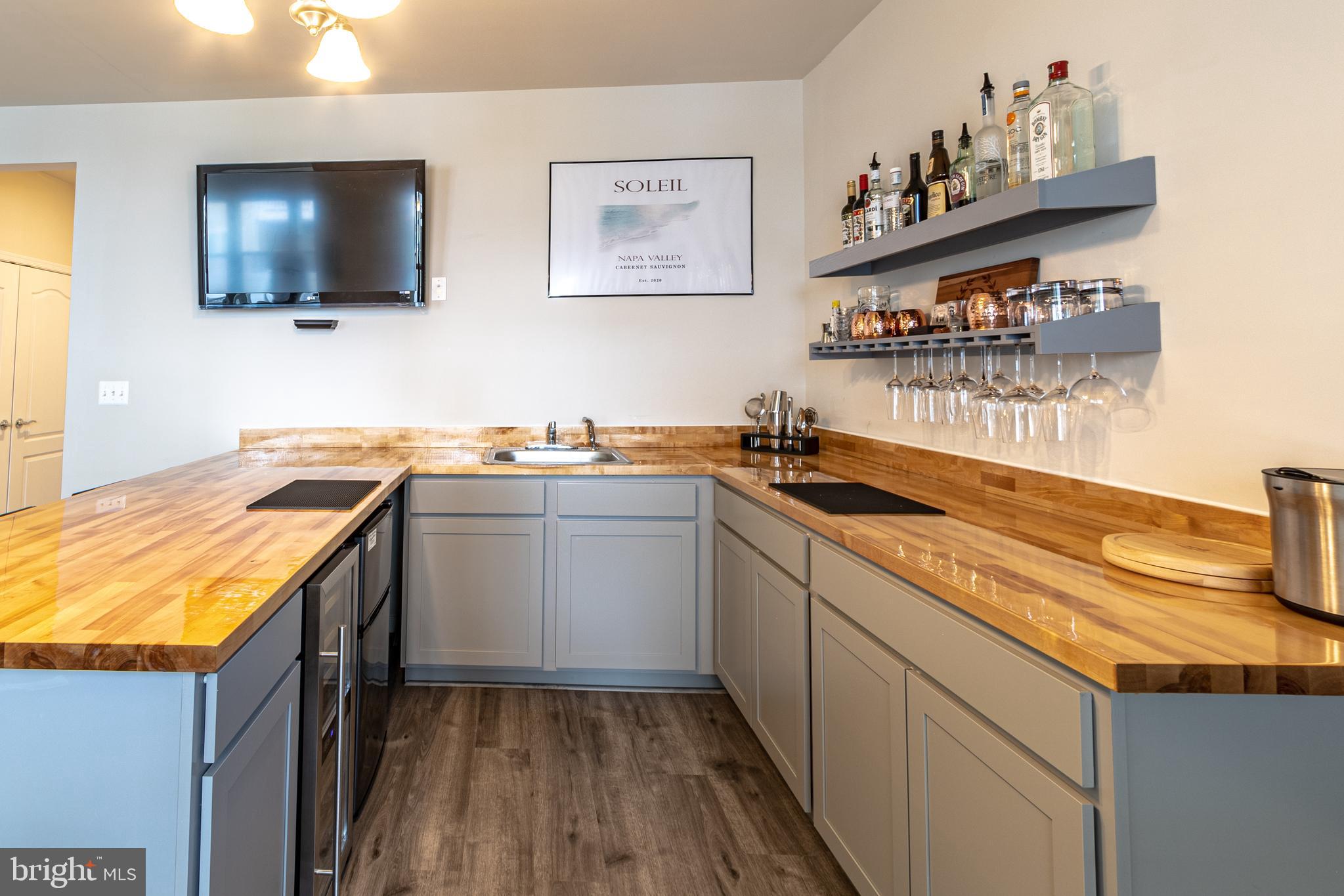 SHIPLEY HOMESTEAD - Residential