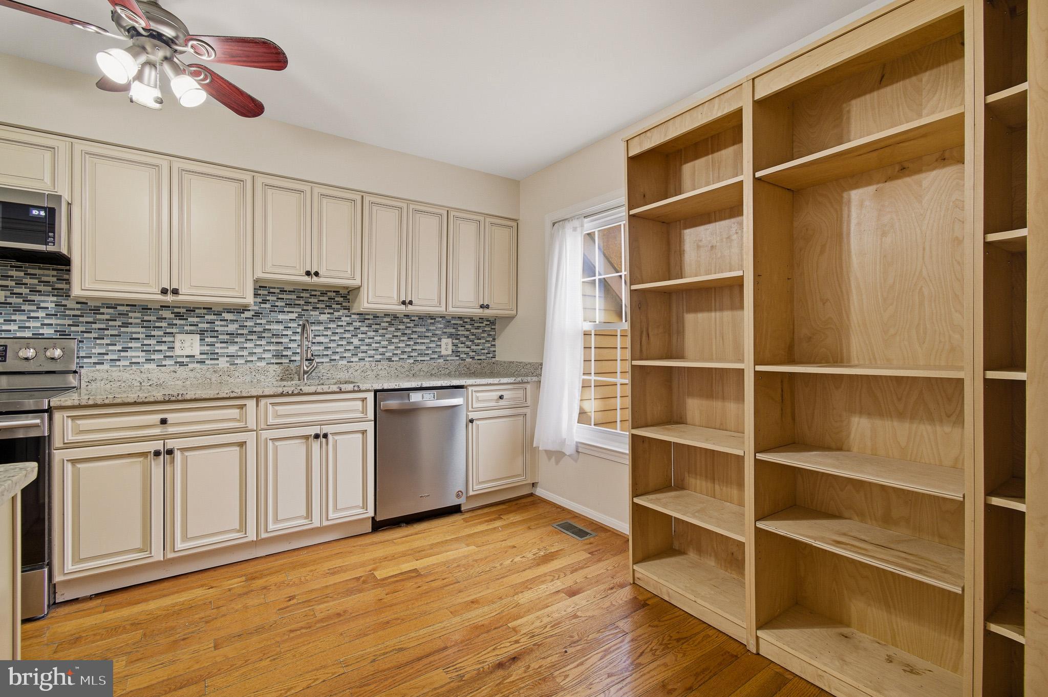 SWAN POINT - Residential Lease