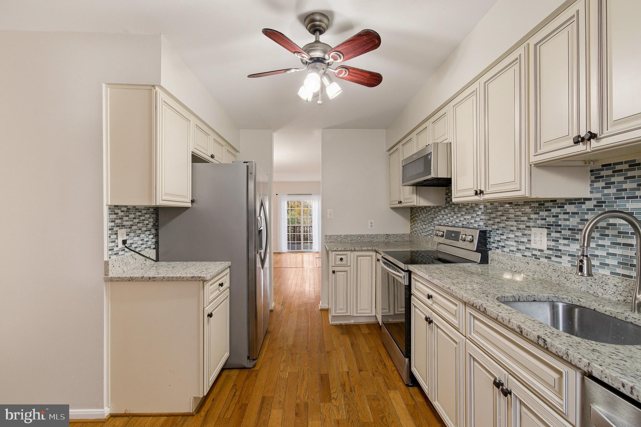 SWAN POINT - Residential Lease