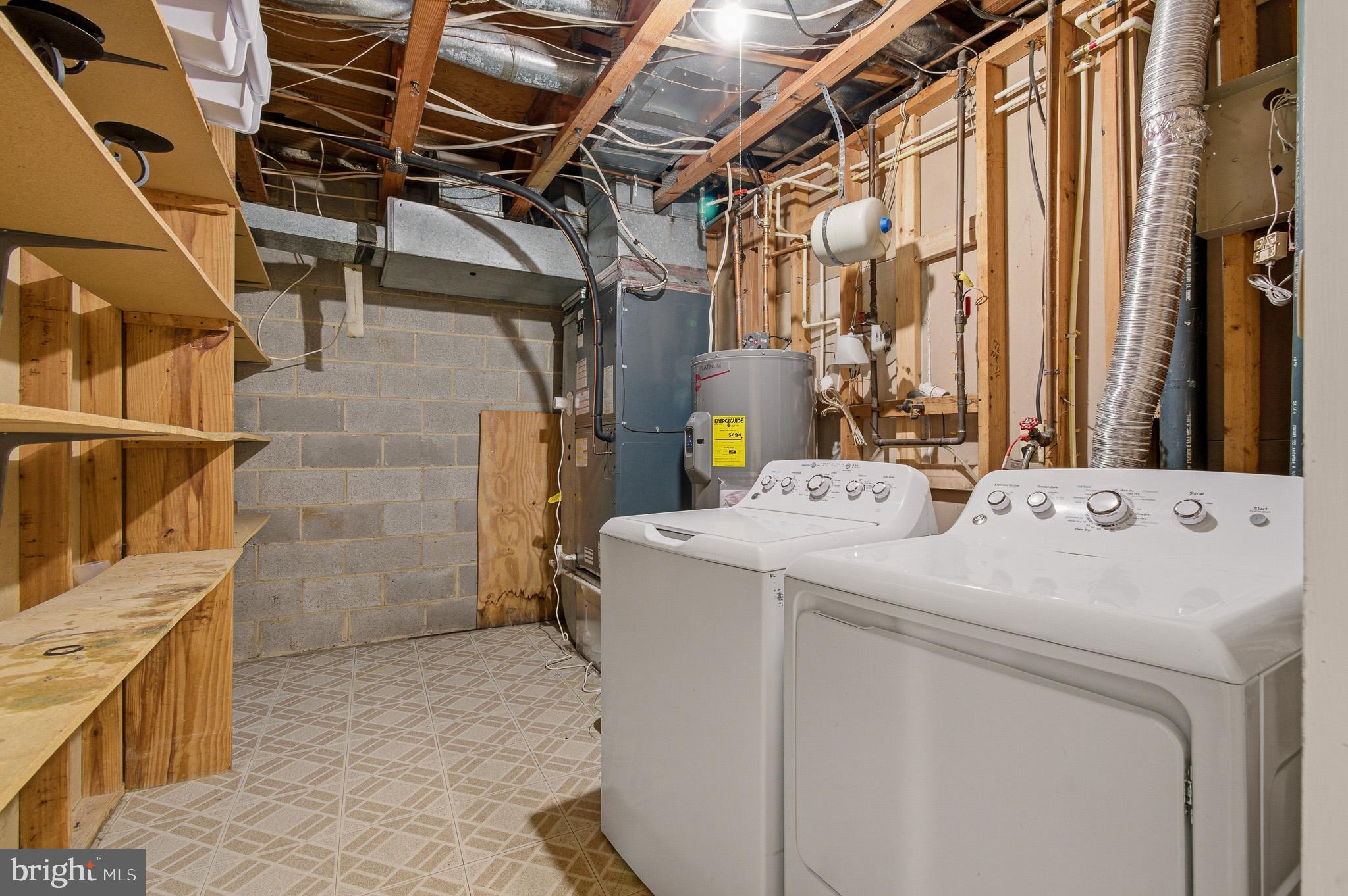 SWAN POINT - Residential Lease