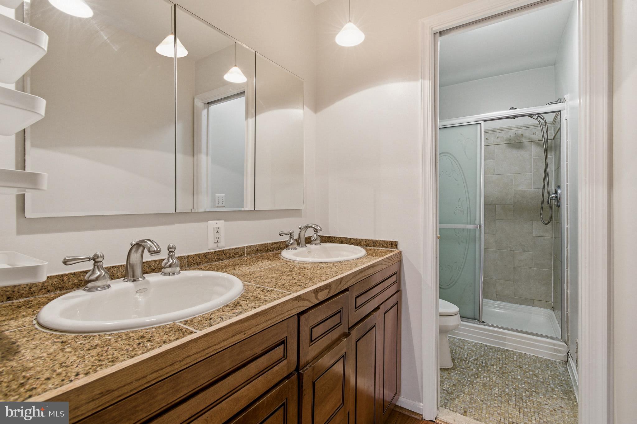 SWAN POINT - Residential Lease