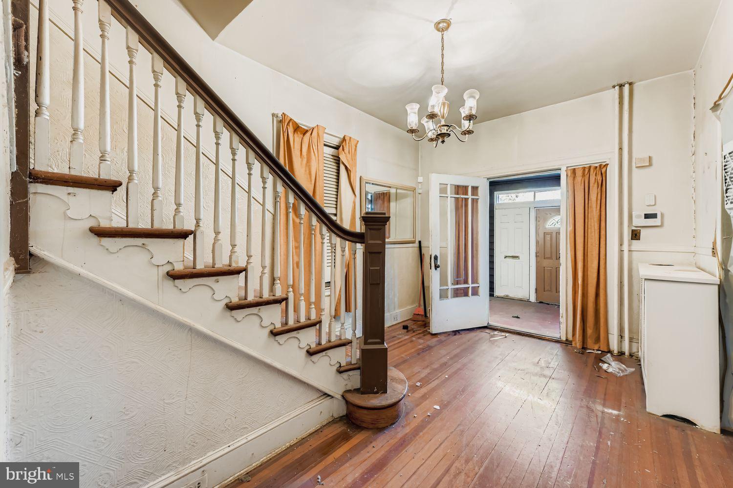 GARRISON - Residential