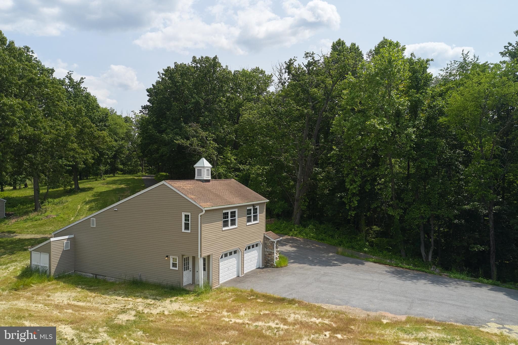 BARNESVILLE OUTSIDE - Farm