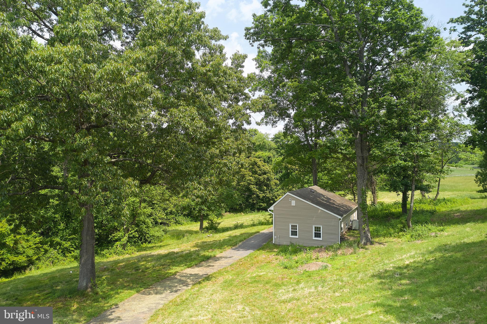 BARNESVILLE OUTSIDE - Farm