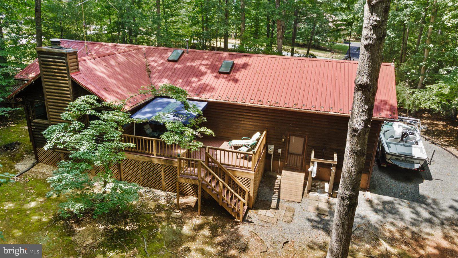 WINDWOOD COVES - Residential