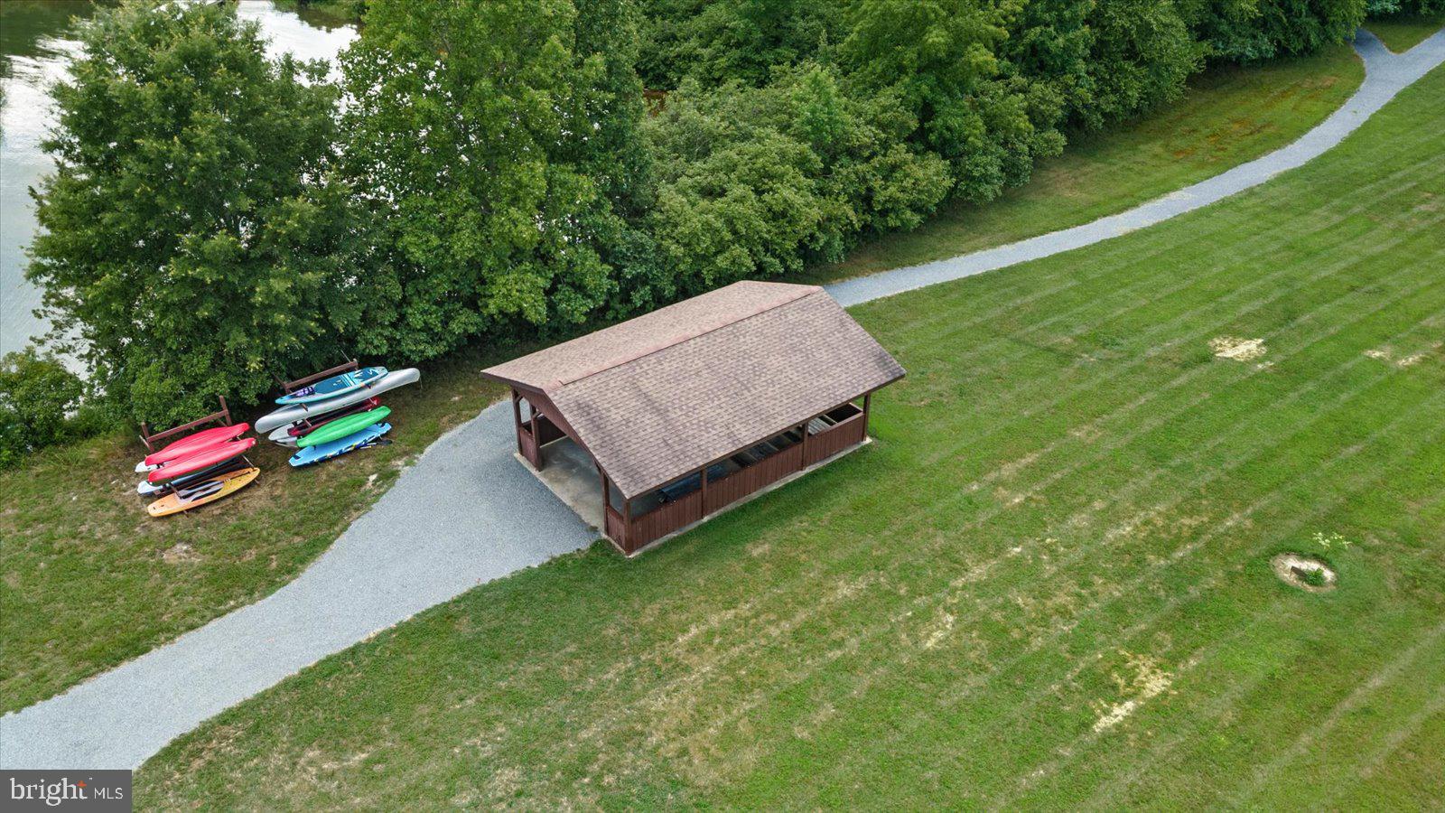 WINDWOOD COVES - Residential