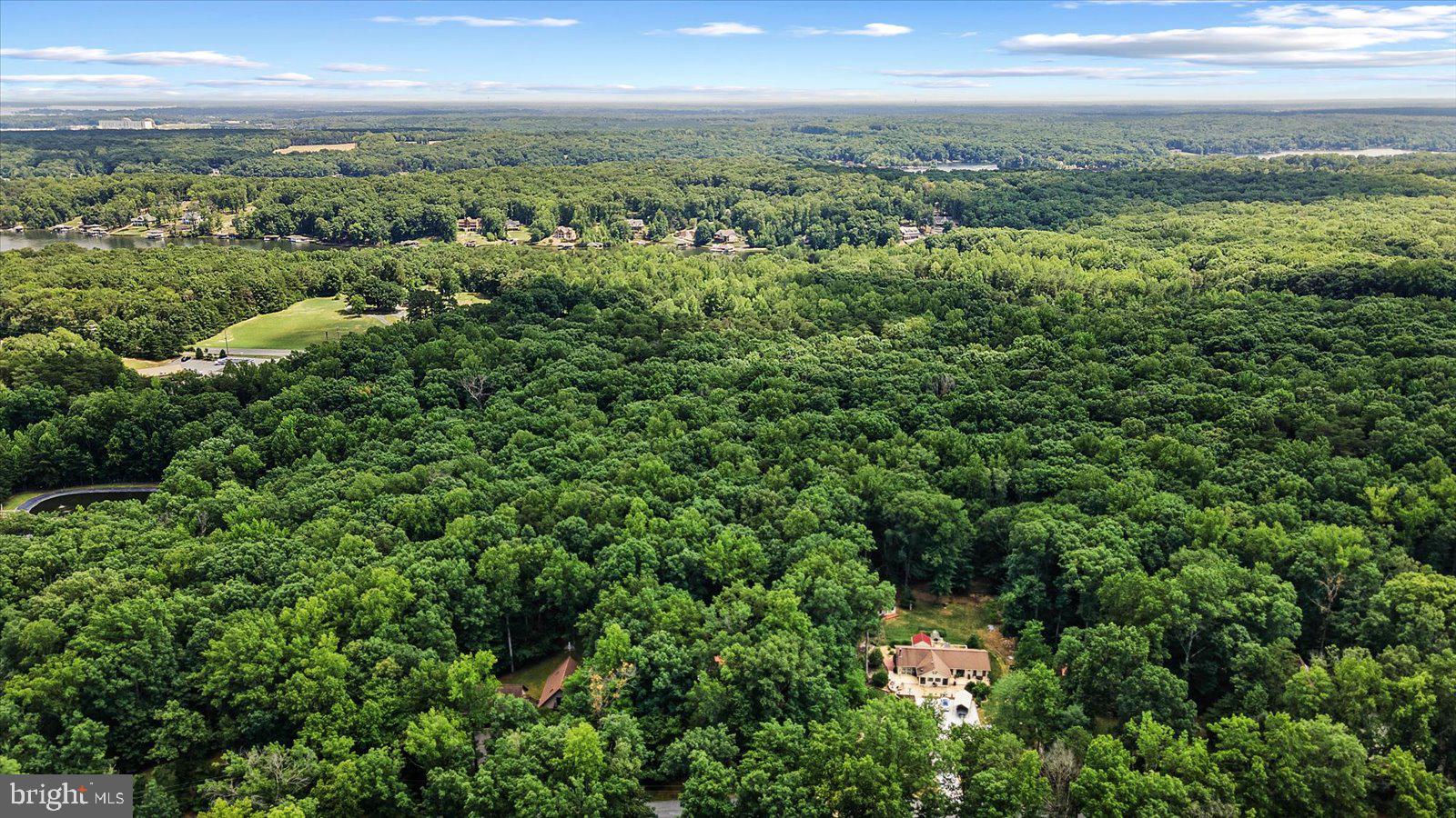 WINDWOOD COVES - Residential