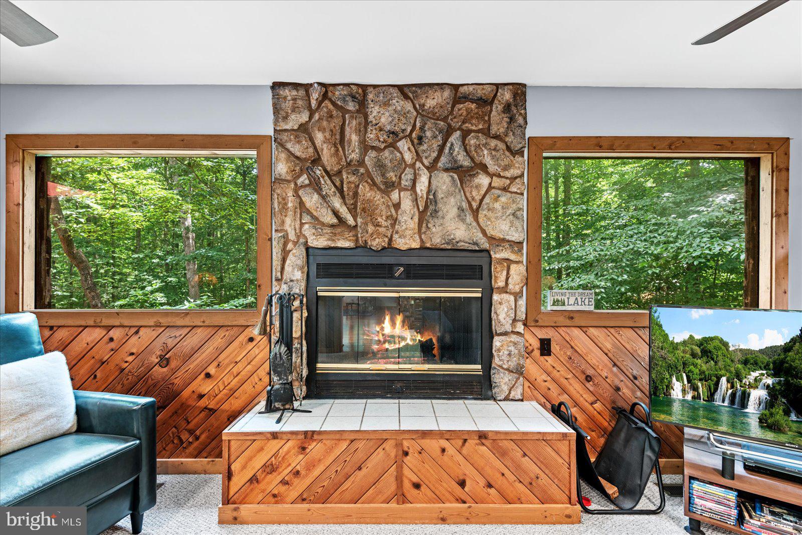 WINDWOOD COVES - Residential