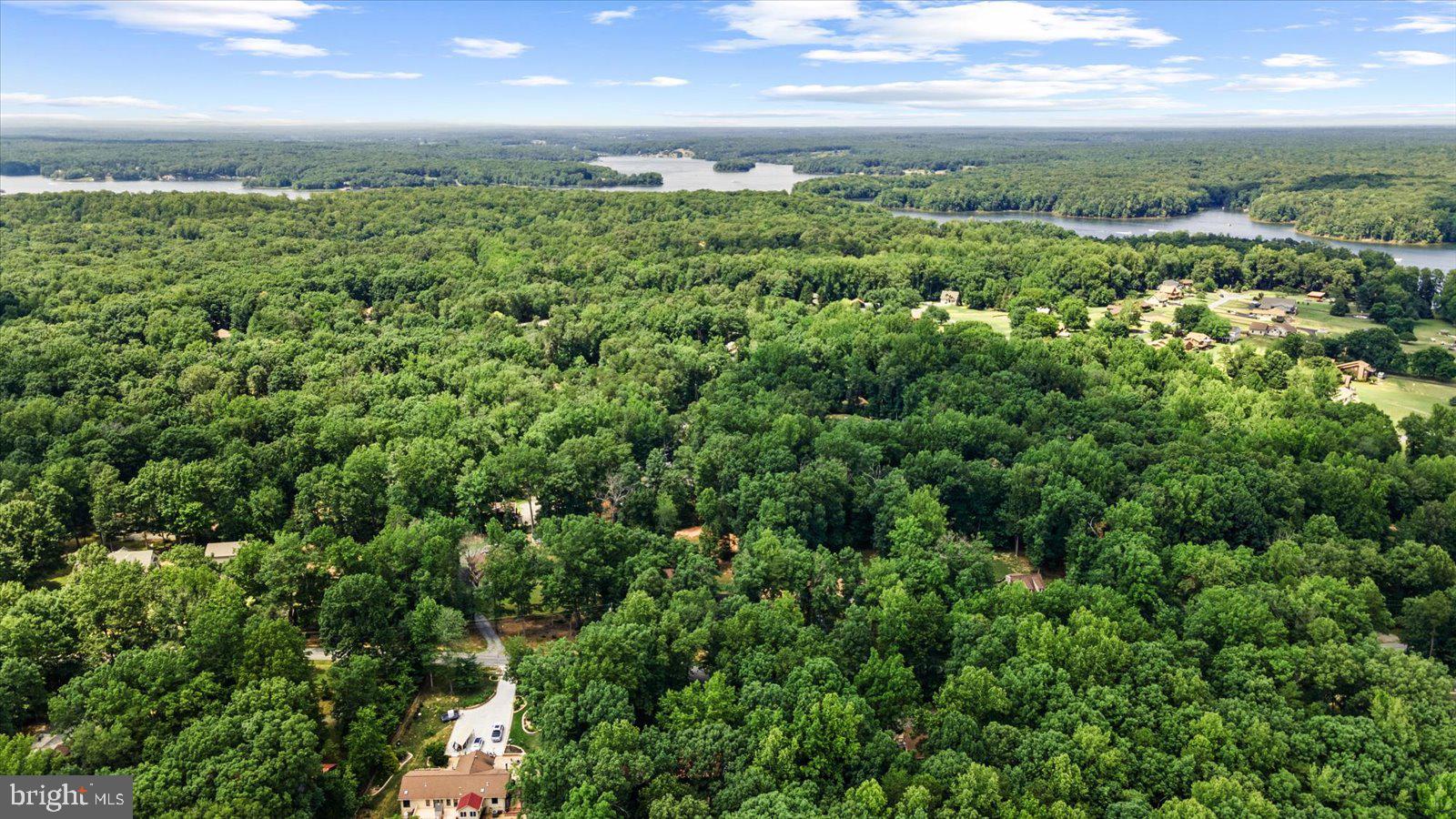 WINDWOOD COVES - Residential