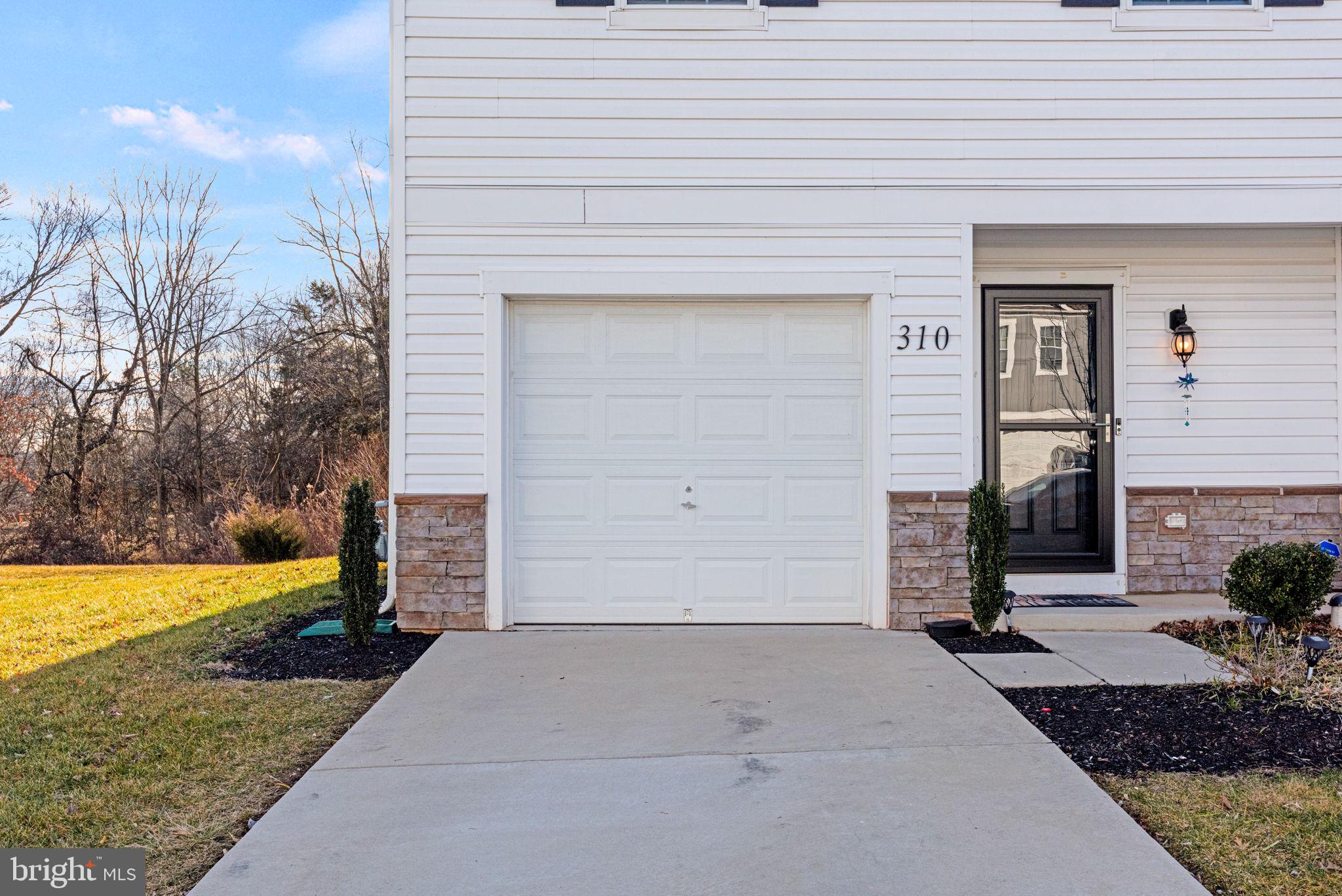 LOCUST RUN TOWNHOMES - Residential