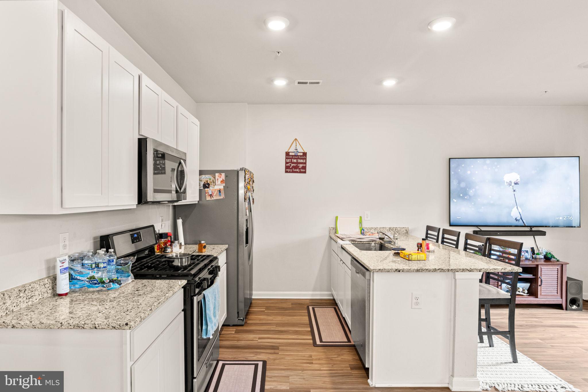 LOCUST RUN TOWNHOMES - Residential