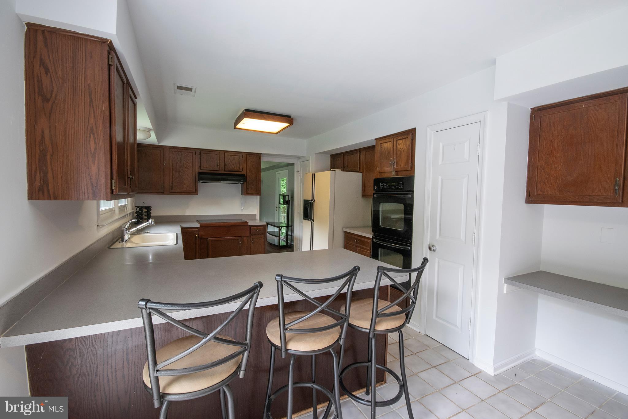 VESTAVIA WOODS - Residential